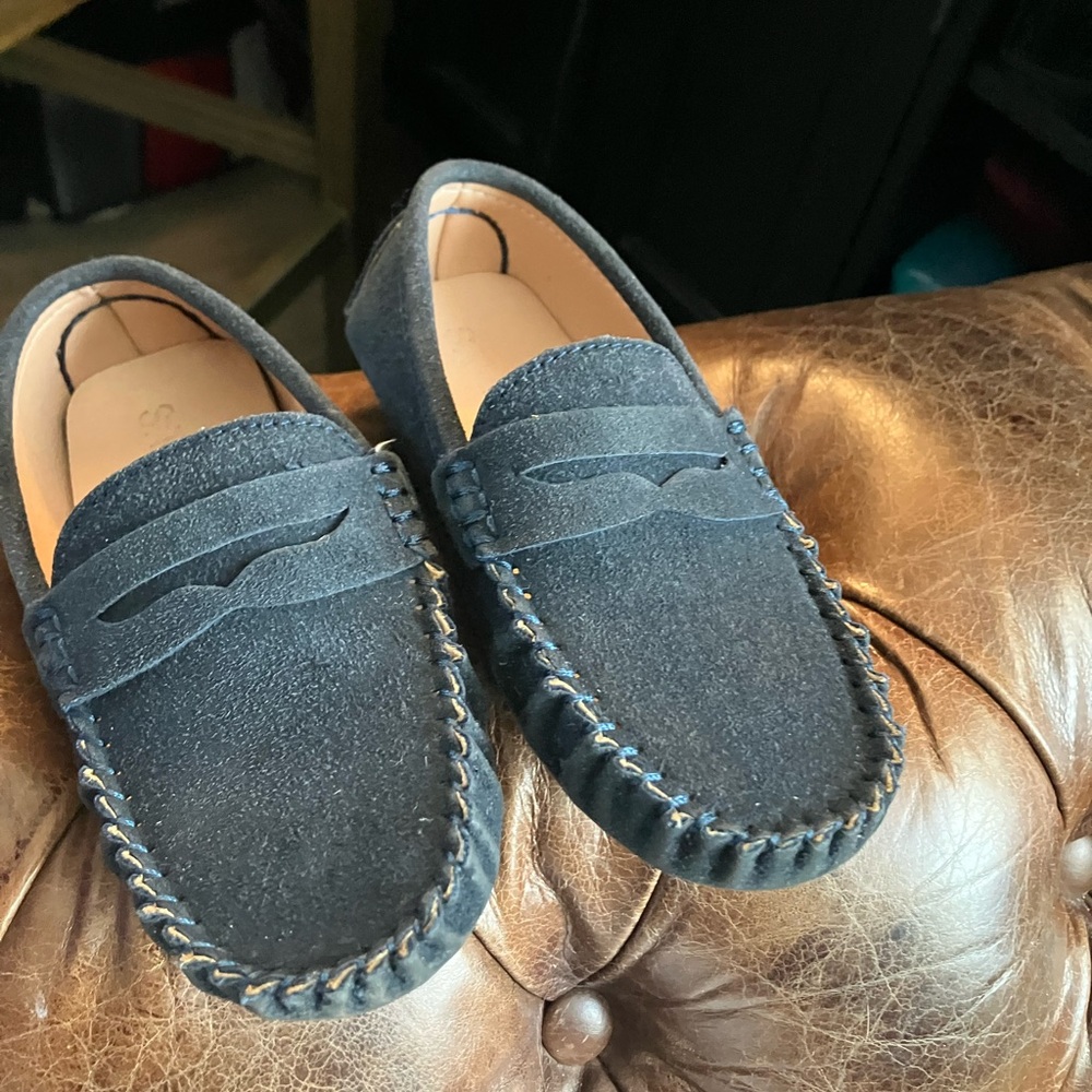 Like new kids blue suede moccasin shoes